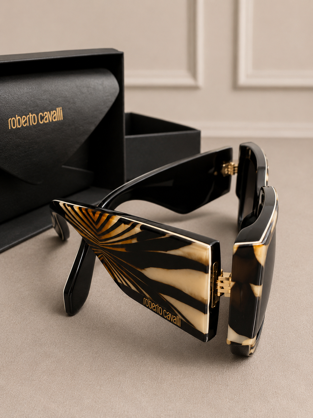 ROBERTO CAVALLI  Havanna Sunglasses